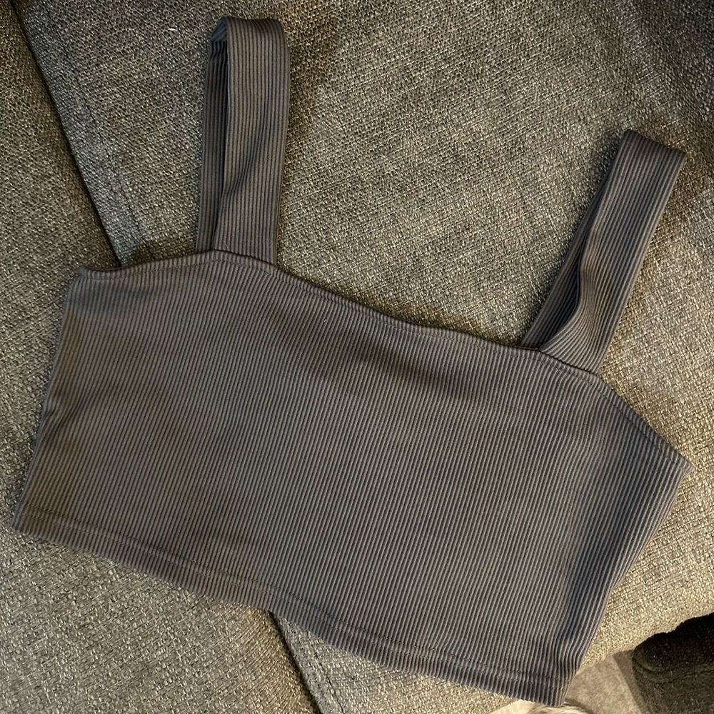 H&M grey tank